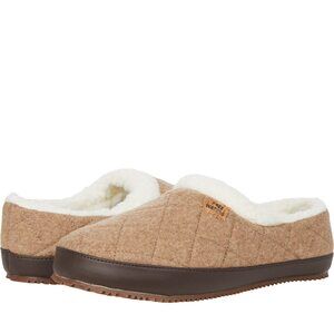 Freewaters Women's Chloe Quilted Slipper, Oatmeal, 10